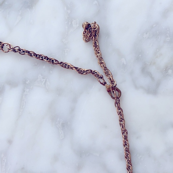 FUN RED LAYERED NECKLACE - Picture 3 of 3